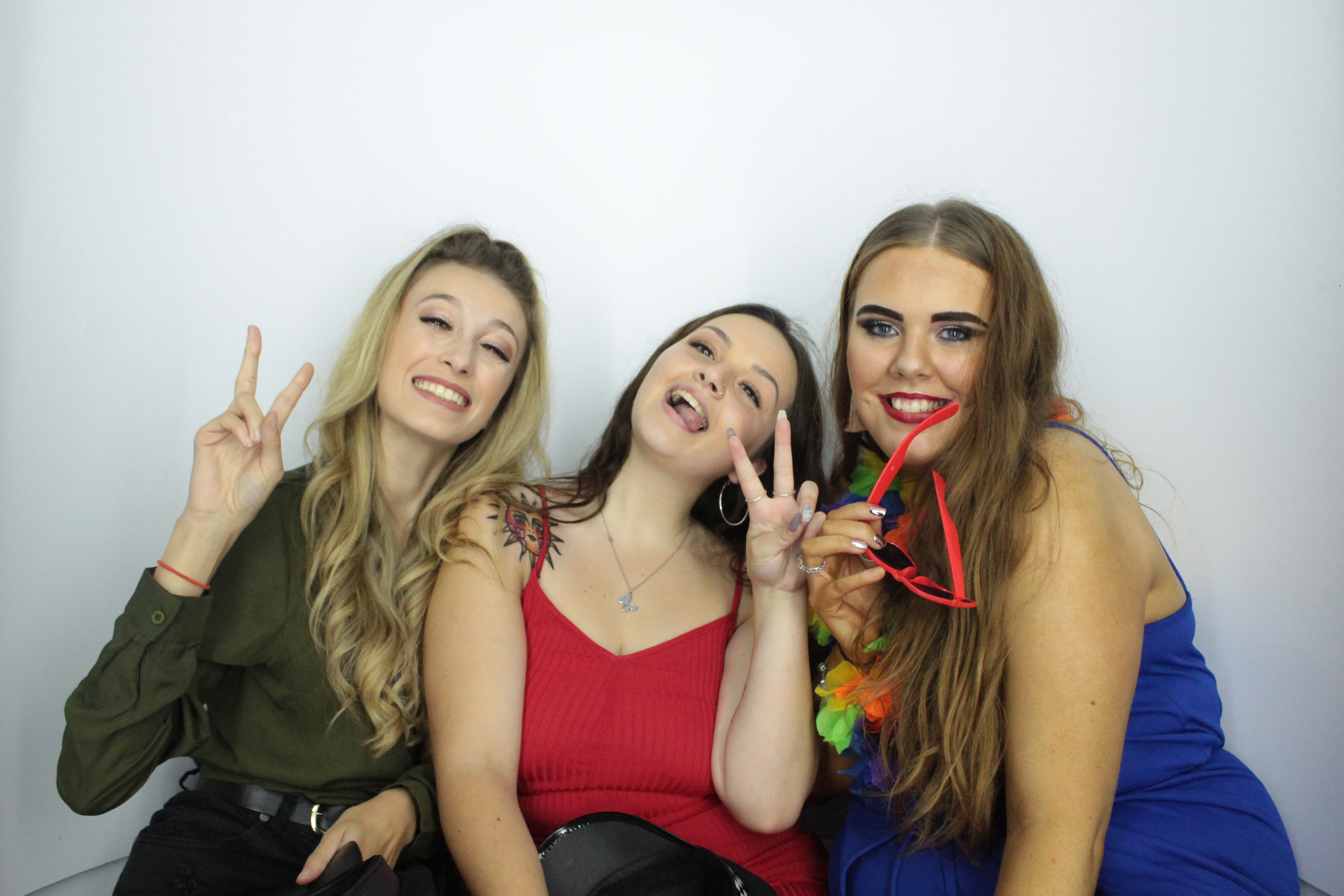 Martin & Colleen’s Joint 50th | View more photos from the event at gallery.myphotoboothexperience.co.uk/u/MyPhotoBoothExperienceLtd/Martin-Colleen’s-Joint-50th